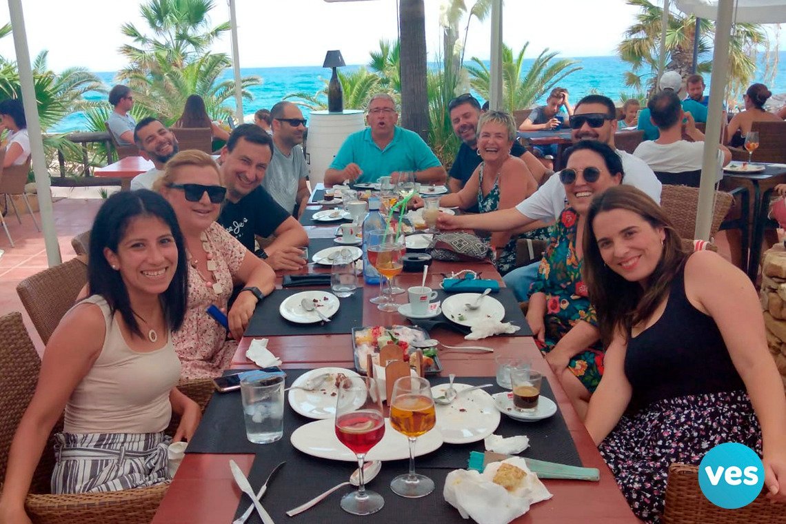 Comida Vespublicidad verano 2021 en Lua Mojacar