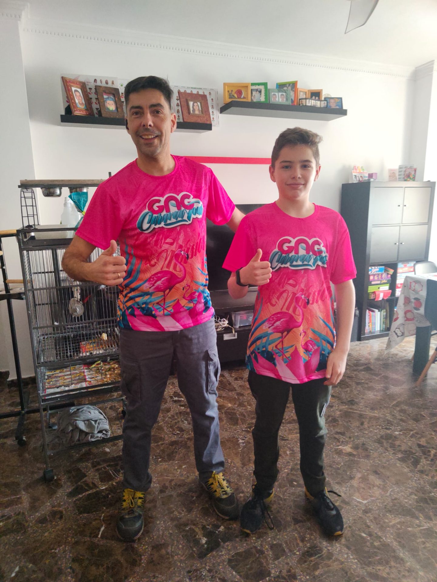 Tienda Merchandising programa de radio Estación GNG