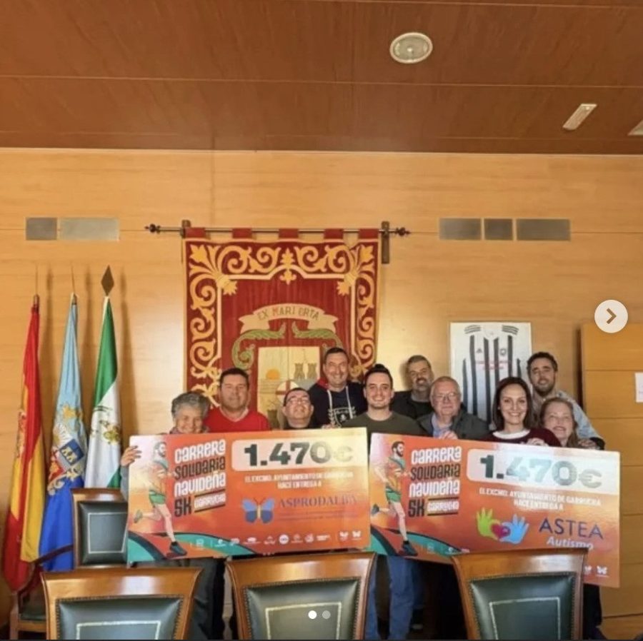 entrega de dinero a las asociaciones