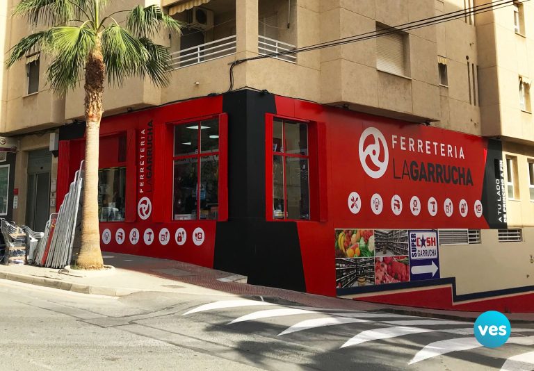 Fachada Ferreteria La Garrucha